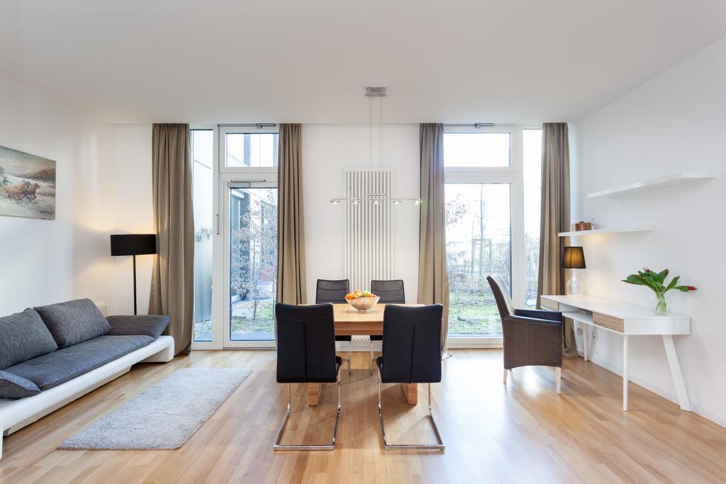 Modern In The Luxury Complex Marthashof Berlim