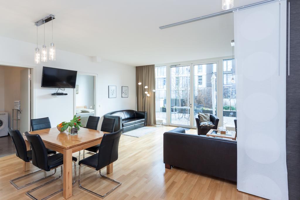 Modern In The Luxury Complex Marthashof Appartement